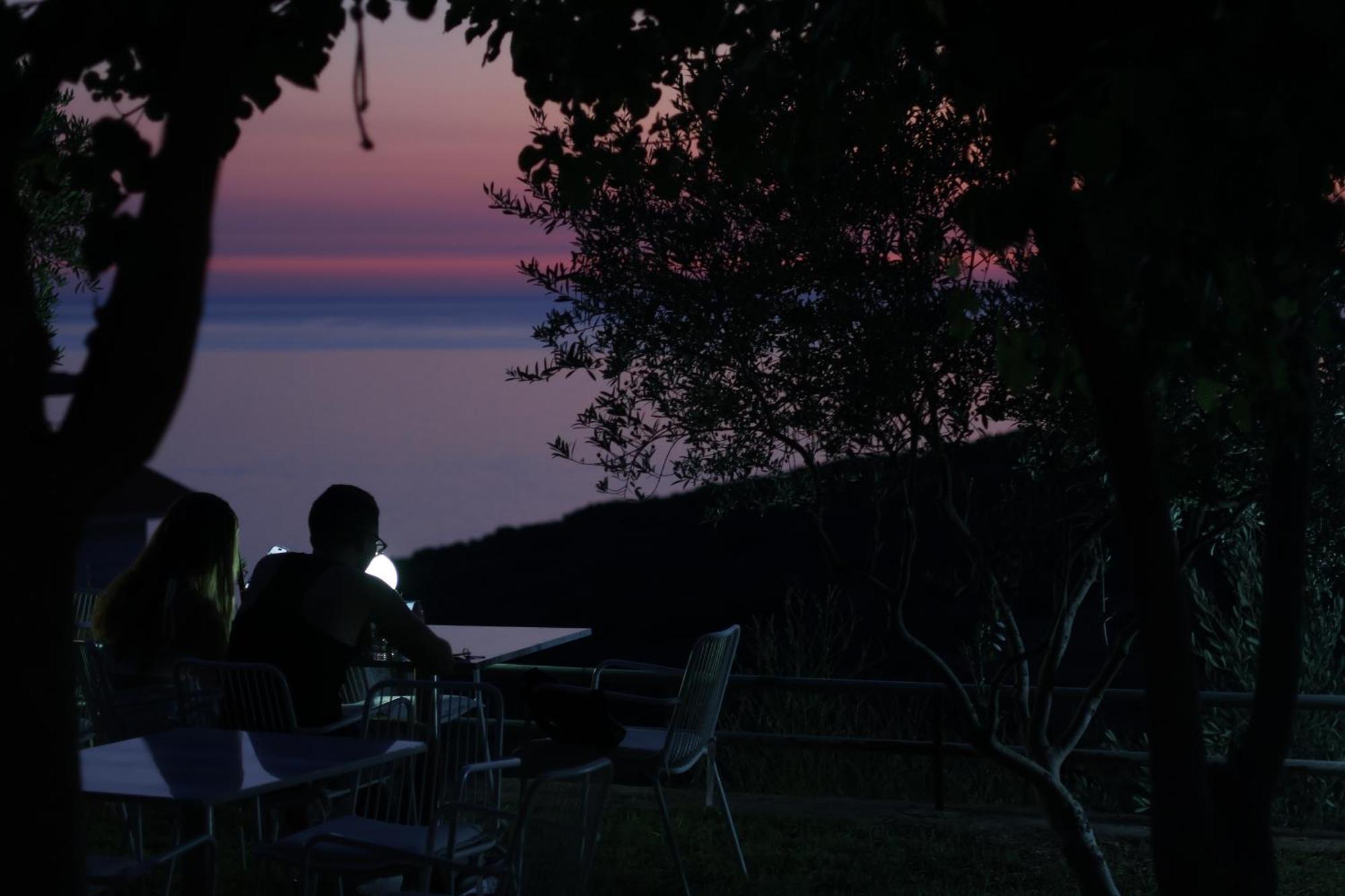 Sunset Serenity Химар Екстериор снимка